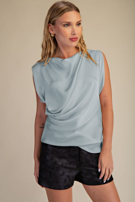 Drappy Neck Side Gathering Detail Top